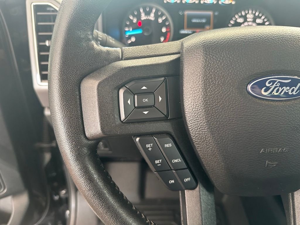 Used 2020 Black Ford XLT image 21