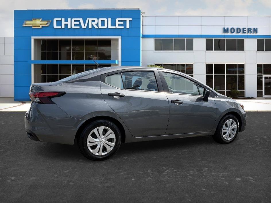Used 2025 Gun Metallic Nissan S image 4