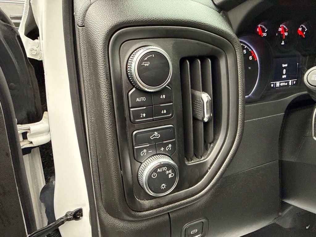 Used 2023 White GMC Pro image 23