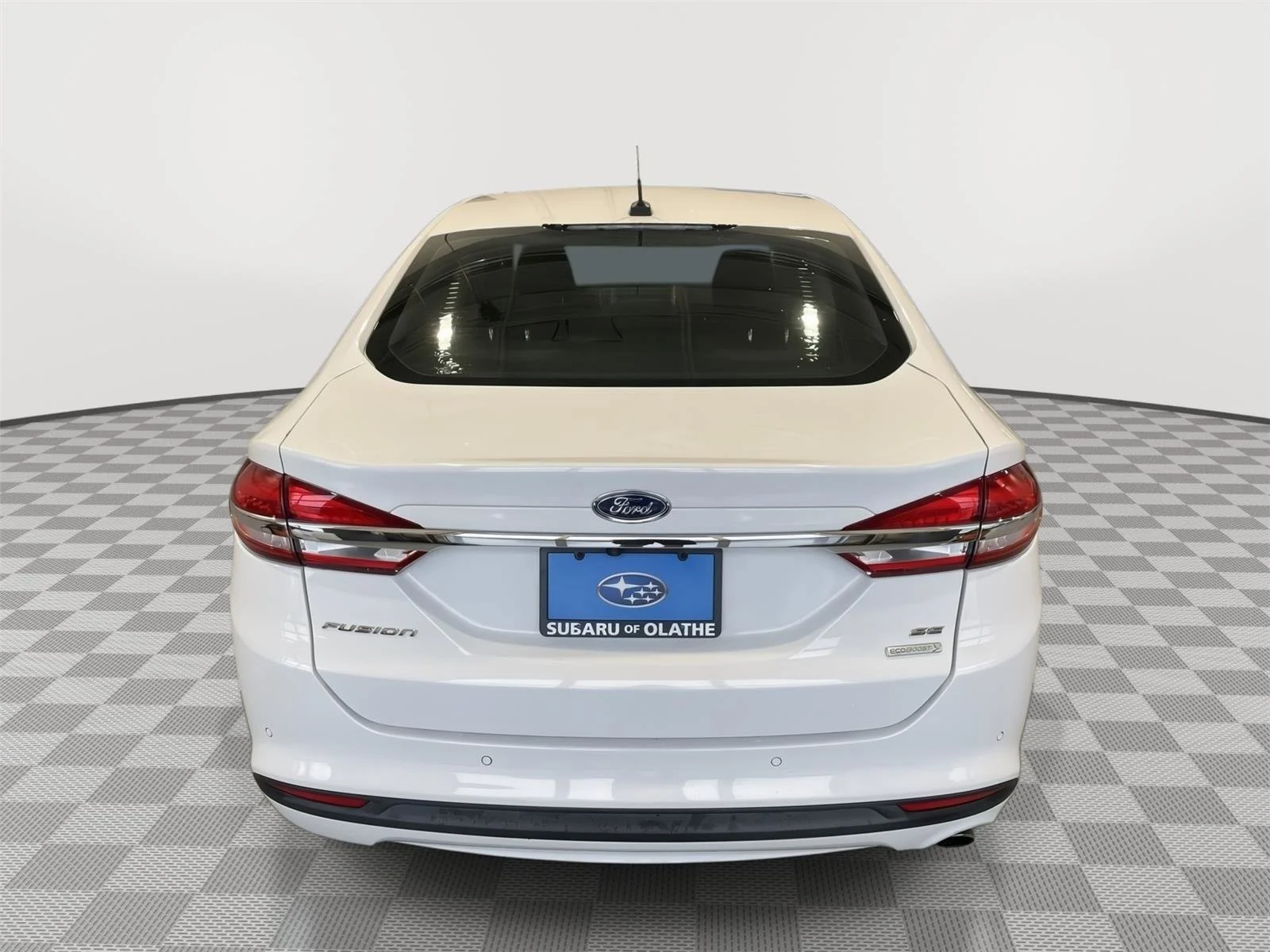 Used 2017 Oxford White Ford SE image 14