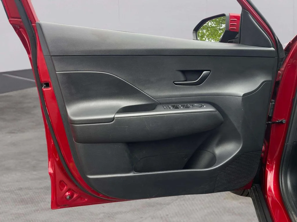Used 2025 Ultimate Red Metallic Hyundai SEL image 18