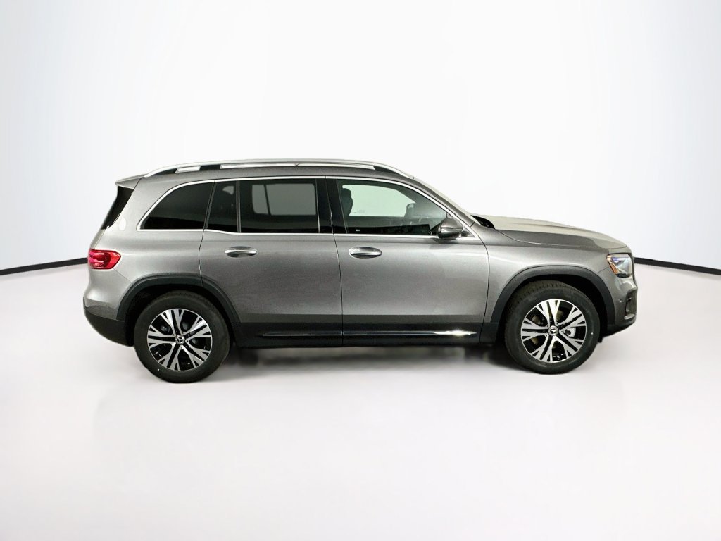 New 2026 Mountain Grey Metallic Mercedes-Benz GLB 250 image 7