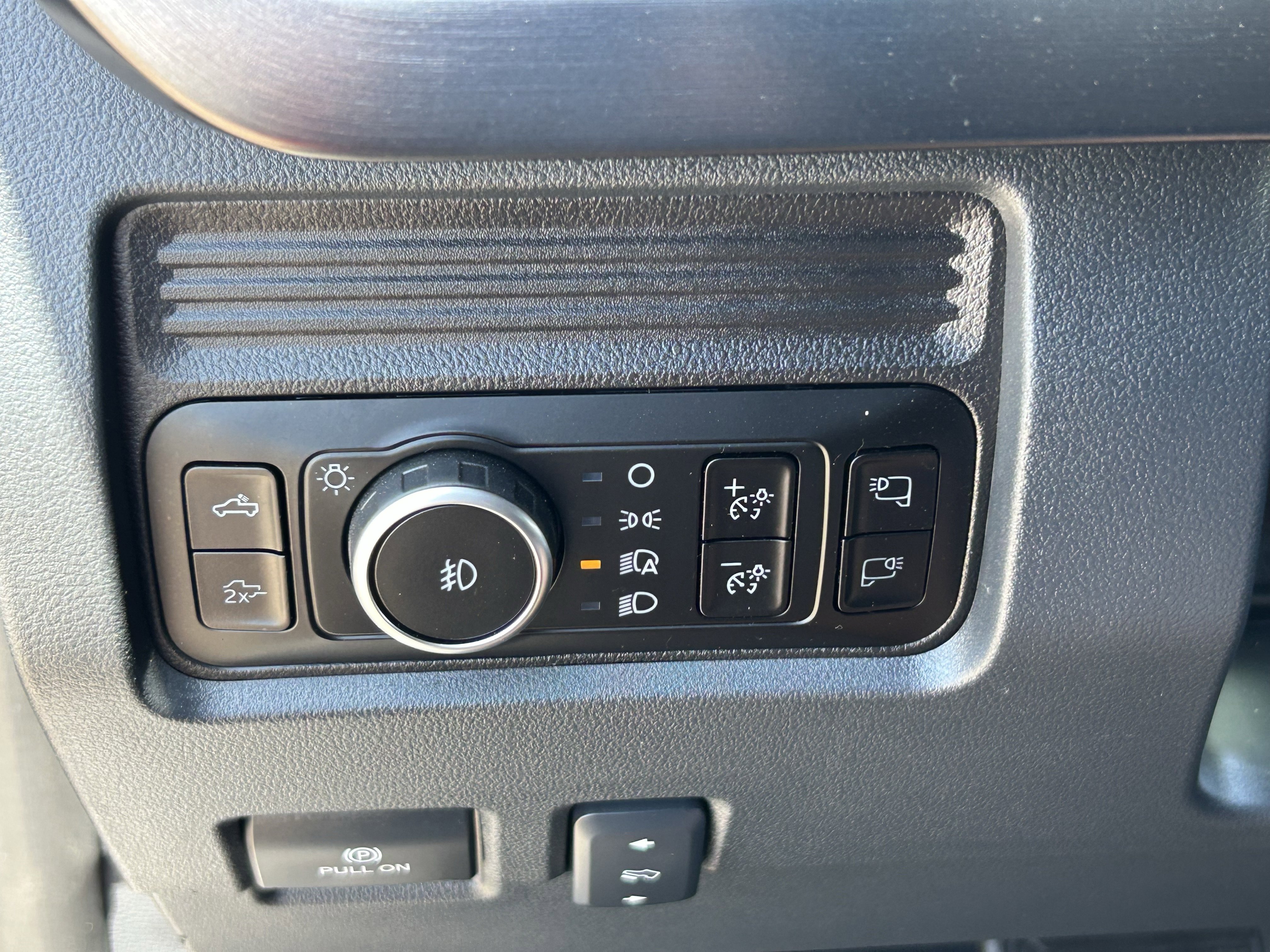 2025 Ford F-250 Super Duty Lariat - Photo 31
