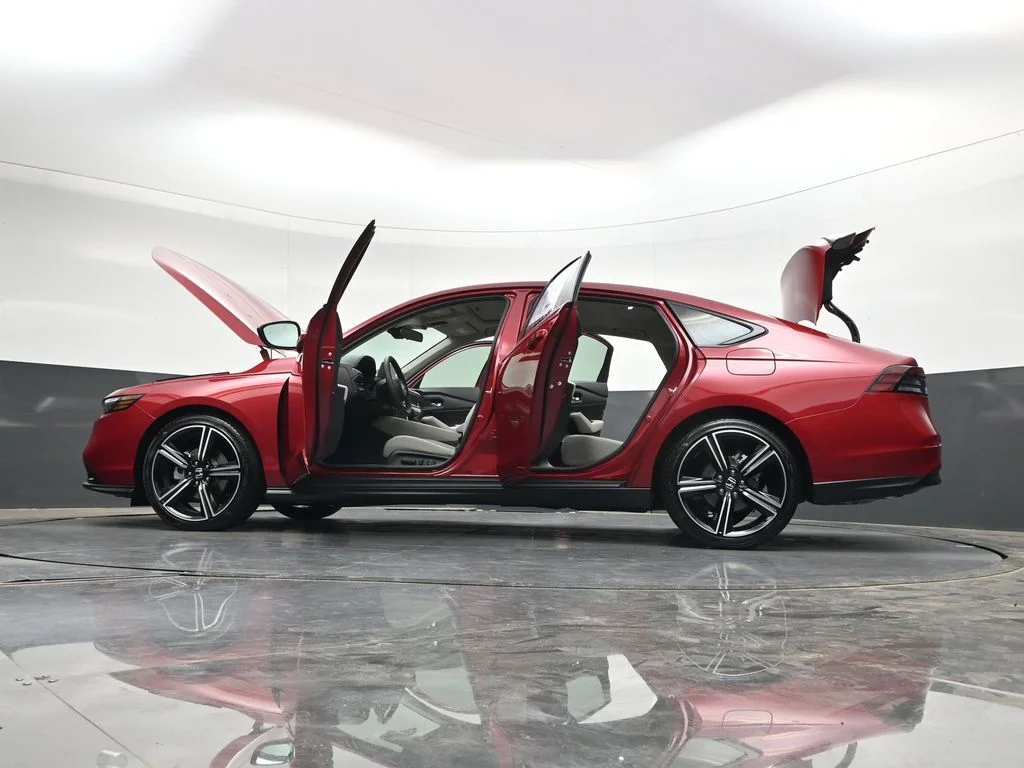 New 2026 Radiant Red Metallic Honda SE image 51