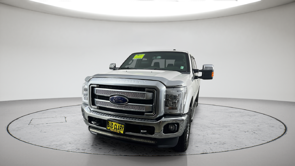 Used 2015 White Platinum Clearcoat Metallic Ford Platinum image 14