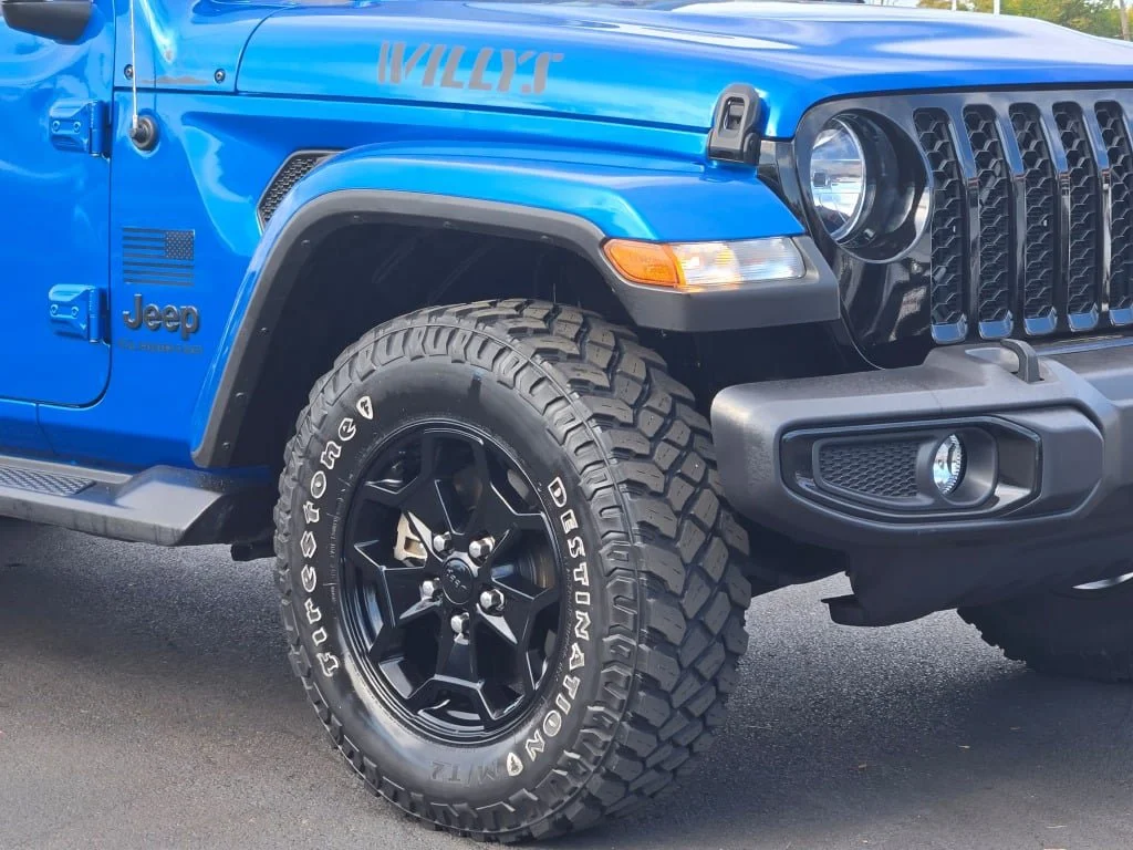 Certified Used 2021 Blue Jeep Willys image 2