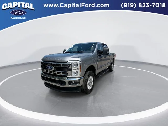 Used 2024 Silver Ford XLT image 4