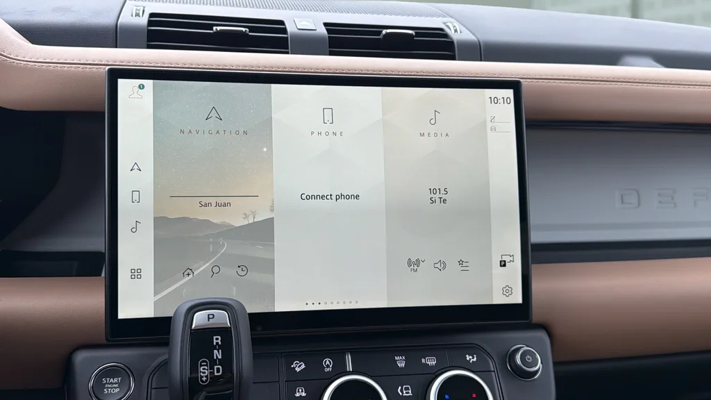 New 2026 White Land Rover S image 23