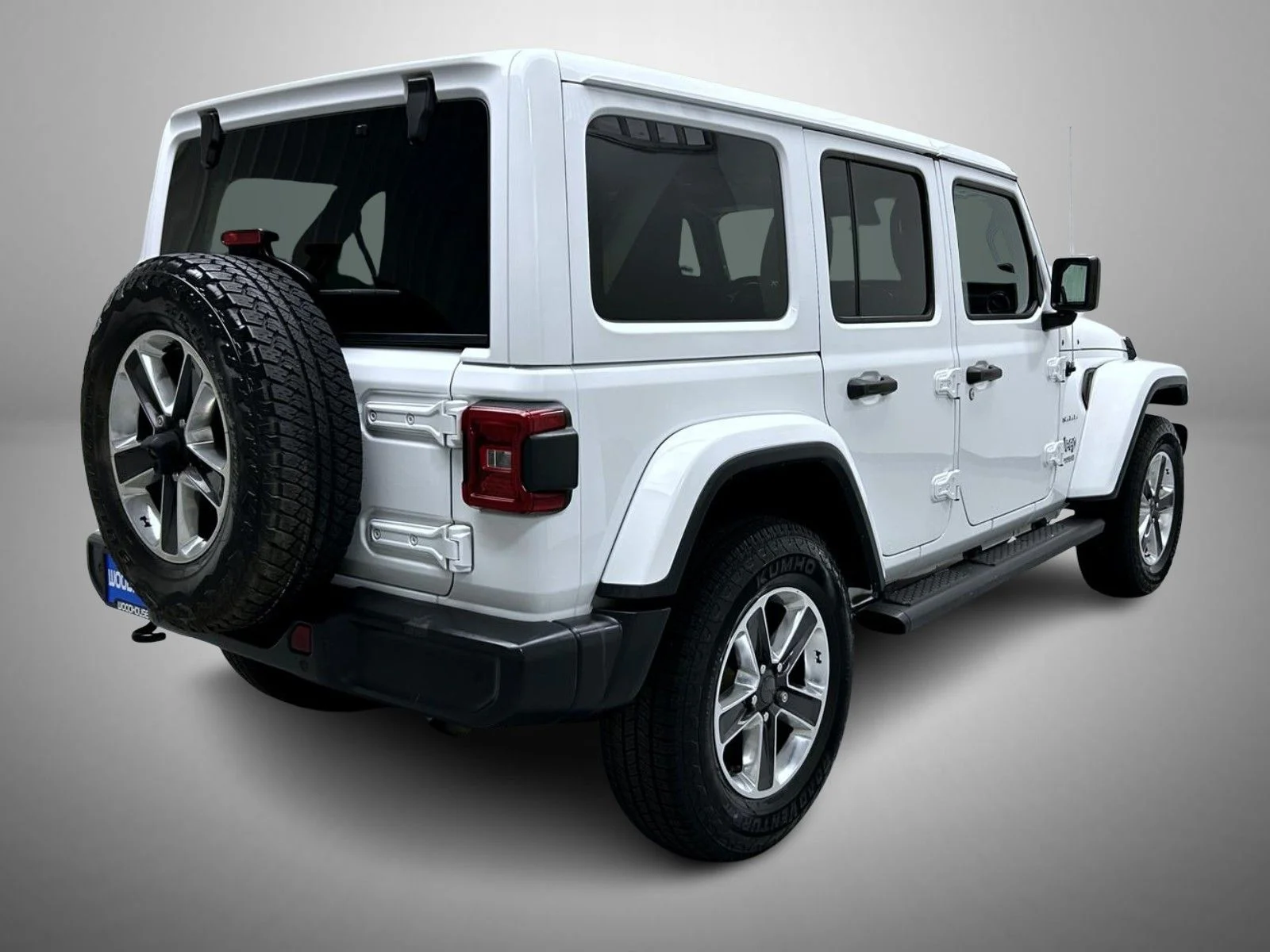 Used 2019 White Jeep Unlimited Sahara image 5