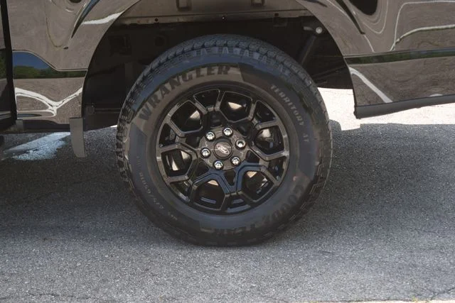 Used 2024 Black Ford XLT image 28