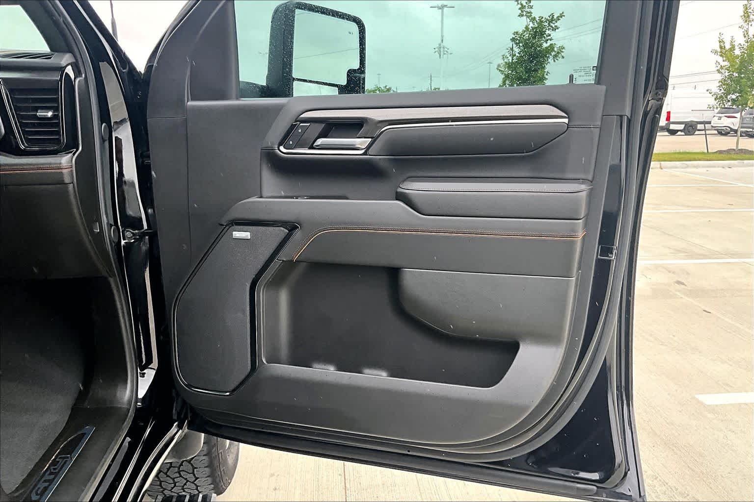 Used 2024 Onyx Black GMC AT4 image 20