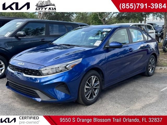 2024 Kia Forte LXS AT's photo