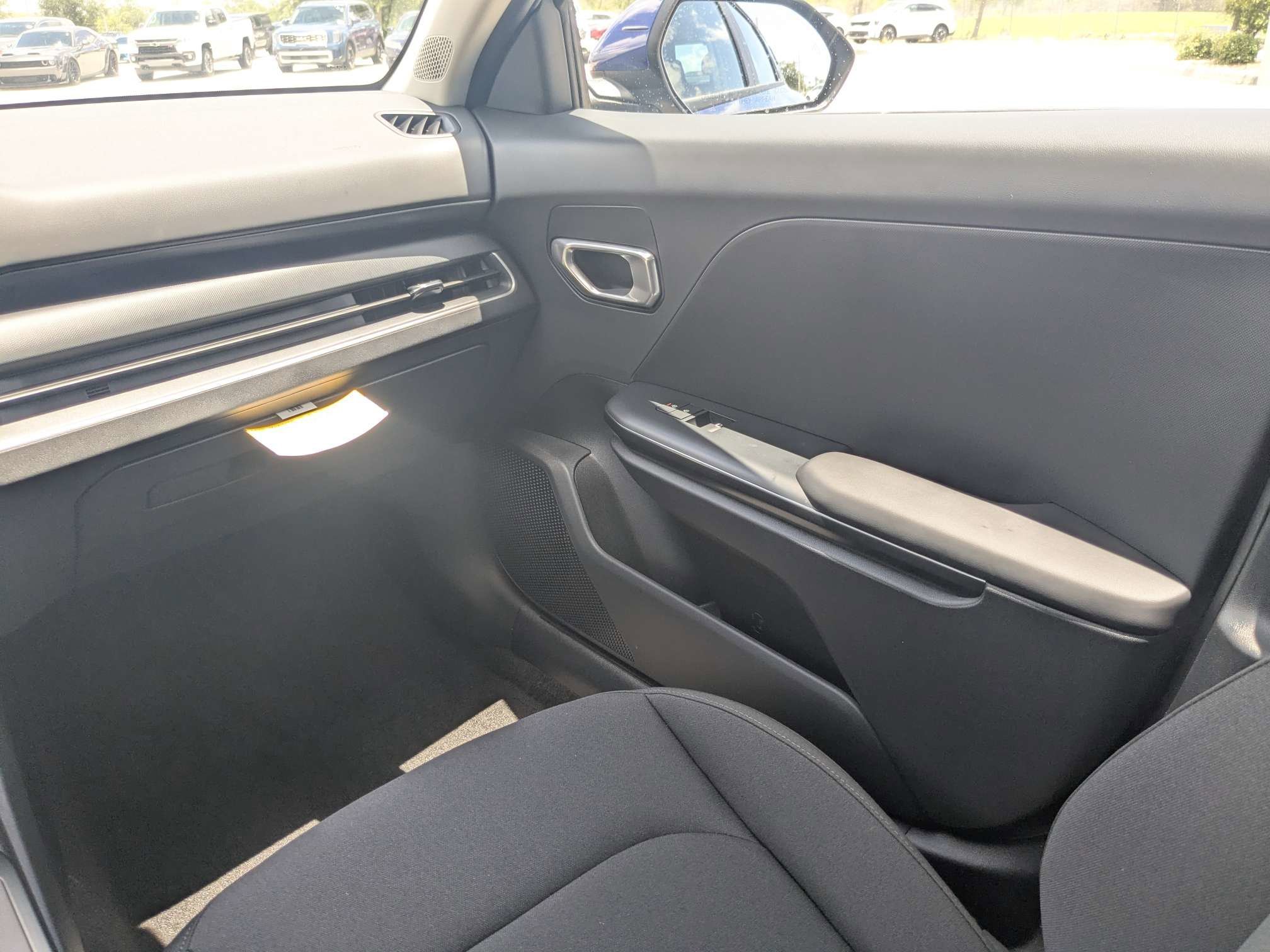 New 2026 Deep Sea Blue Kia LXS image 18