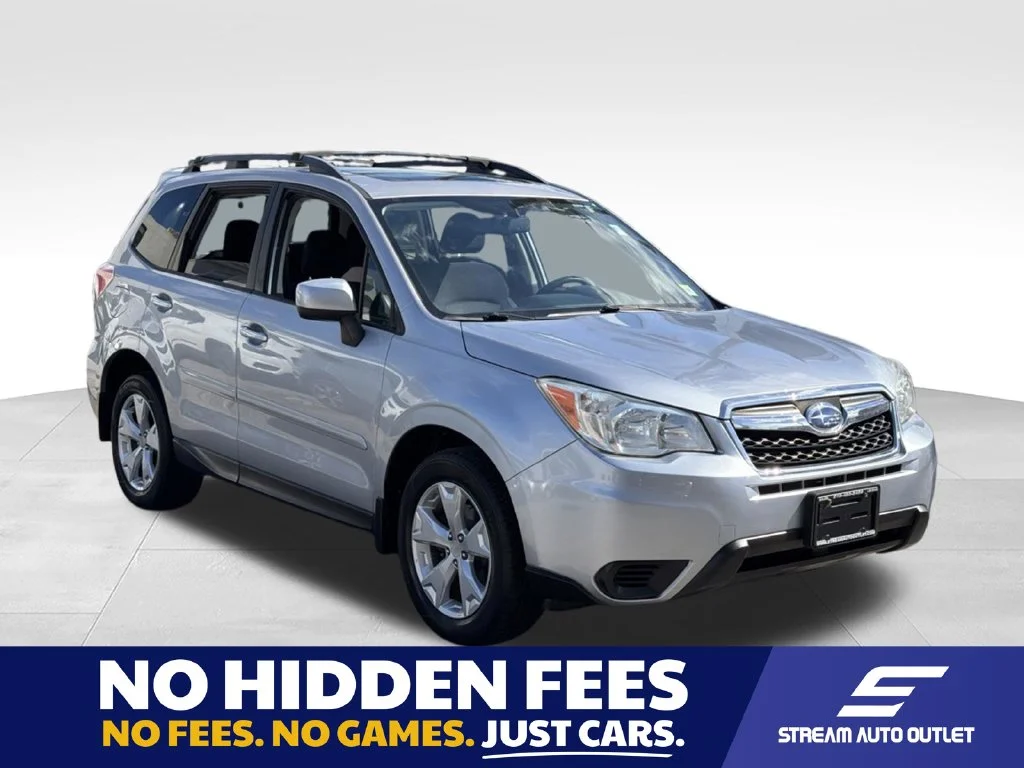 Used 2015 Silver Subaru 2.5i Premium image 1