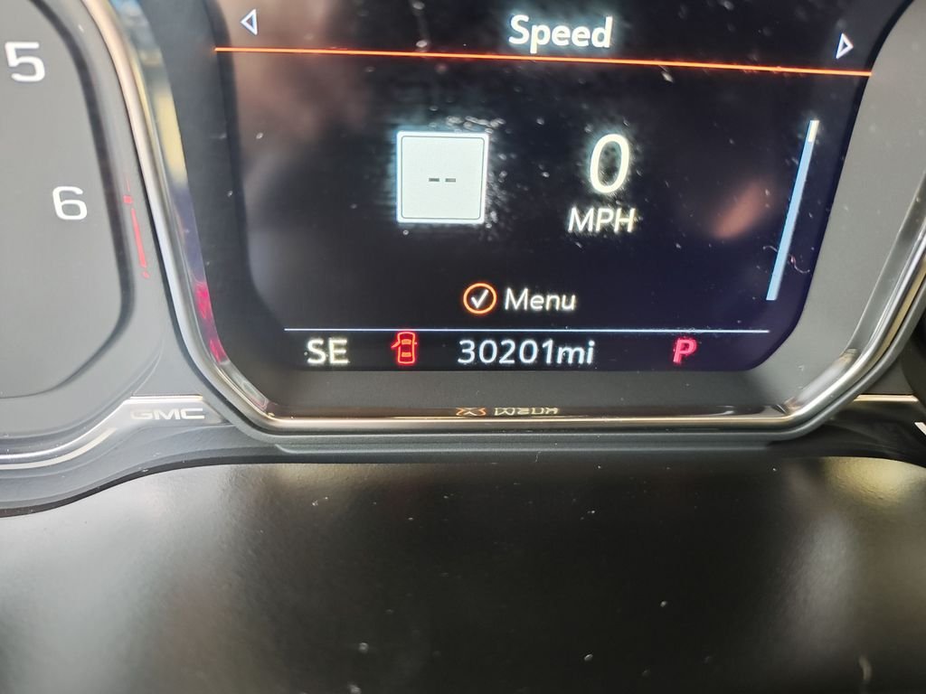Used 2021 Beige GMC Denali image 19