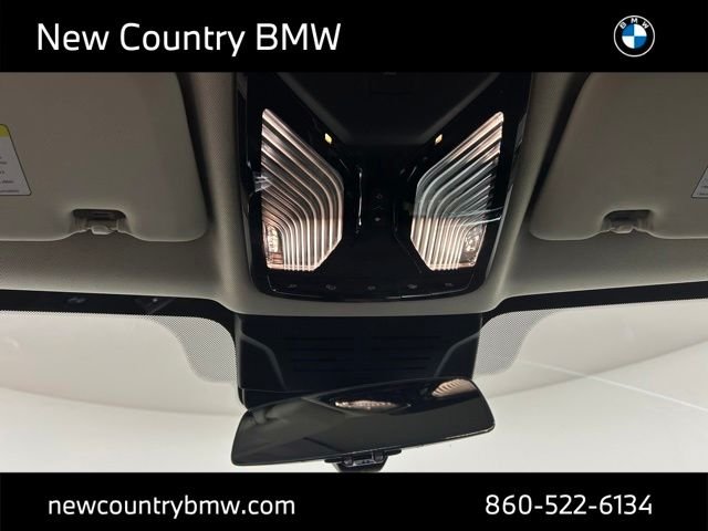 New 2026 Tanzanite Blue II Metallic BMW xDrive40i image 24