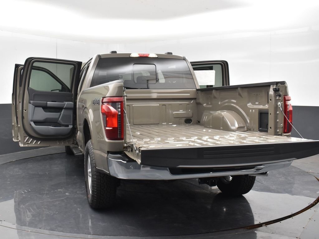 New 2026 Marsh Gray Ford XLT image 39