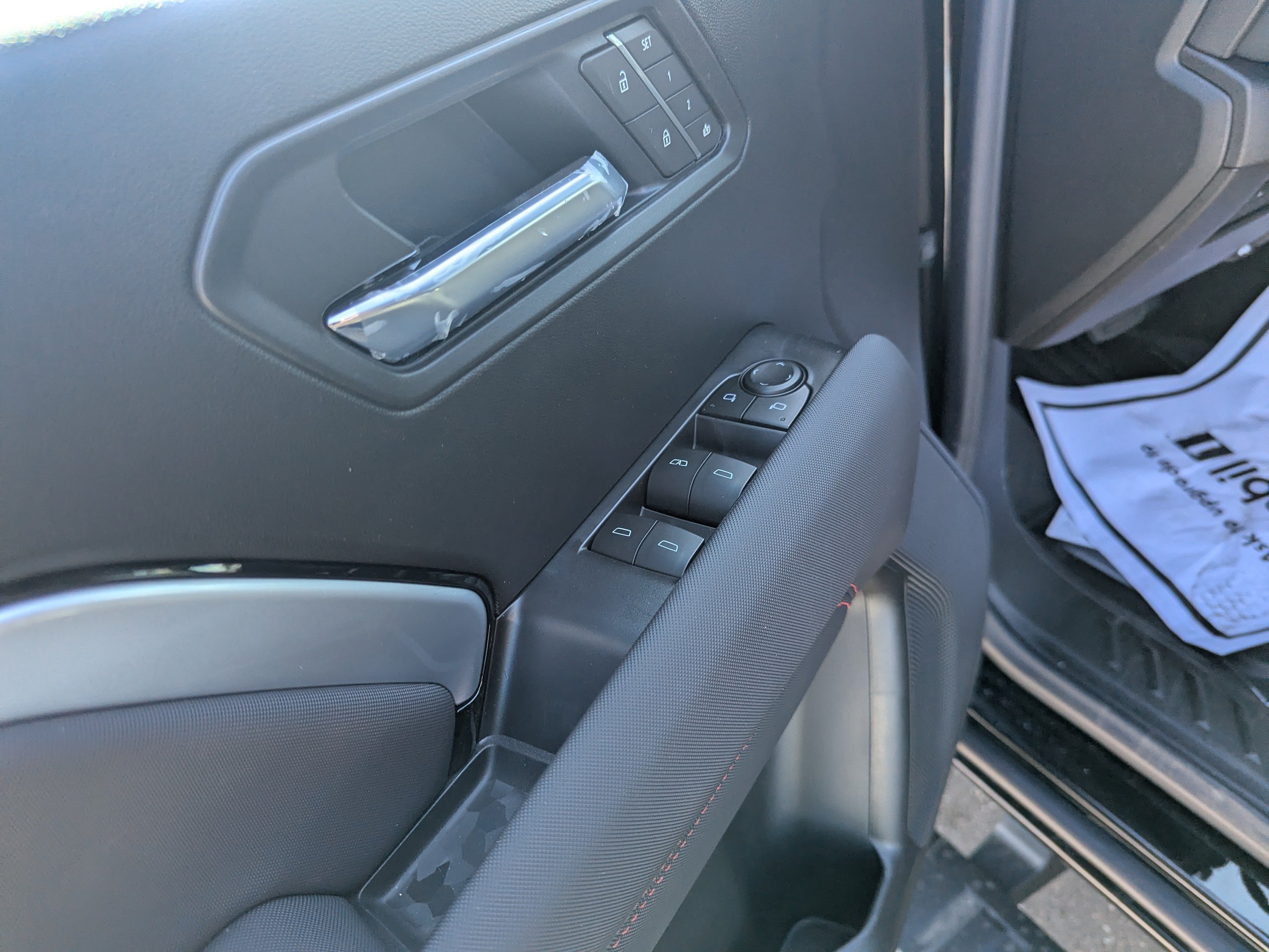 2026 Chevrolet Colorado Z71 - Photo 10