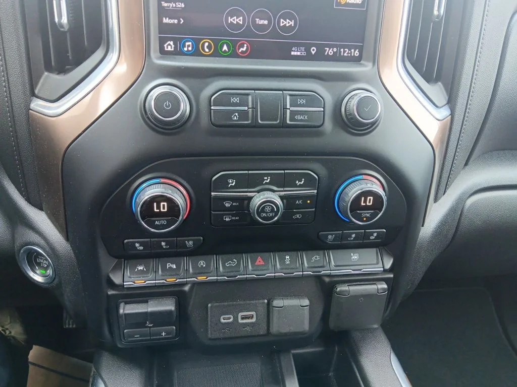 Used 2019 Havana Brown Metallic Chevrolet High Country image 23