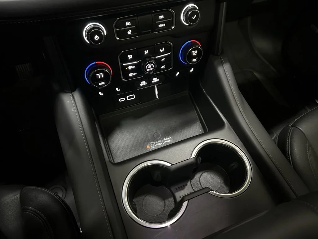 2023 Chevrolet Suburban Z71 - Photo 22