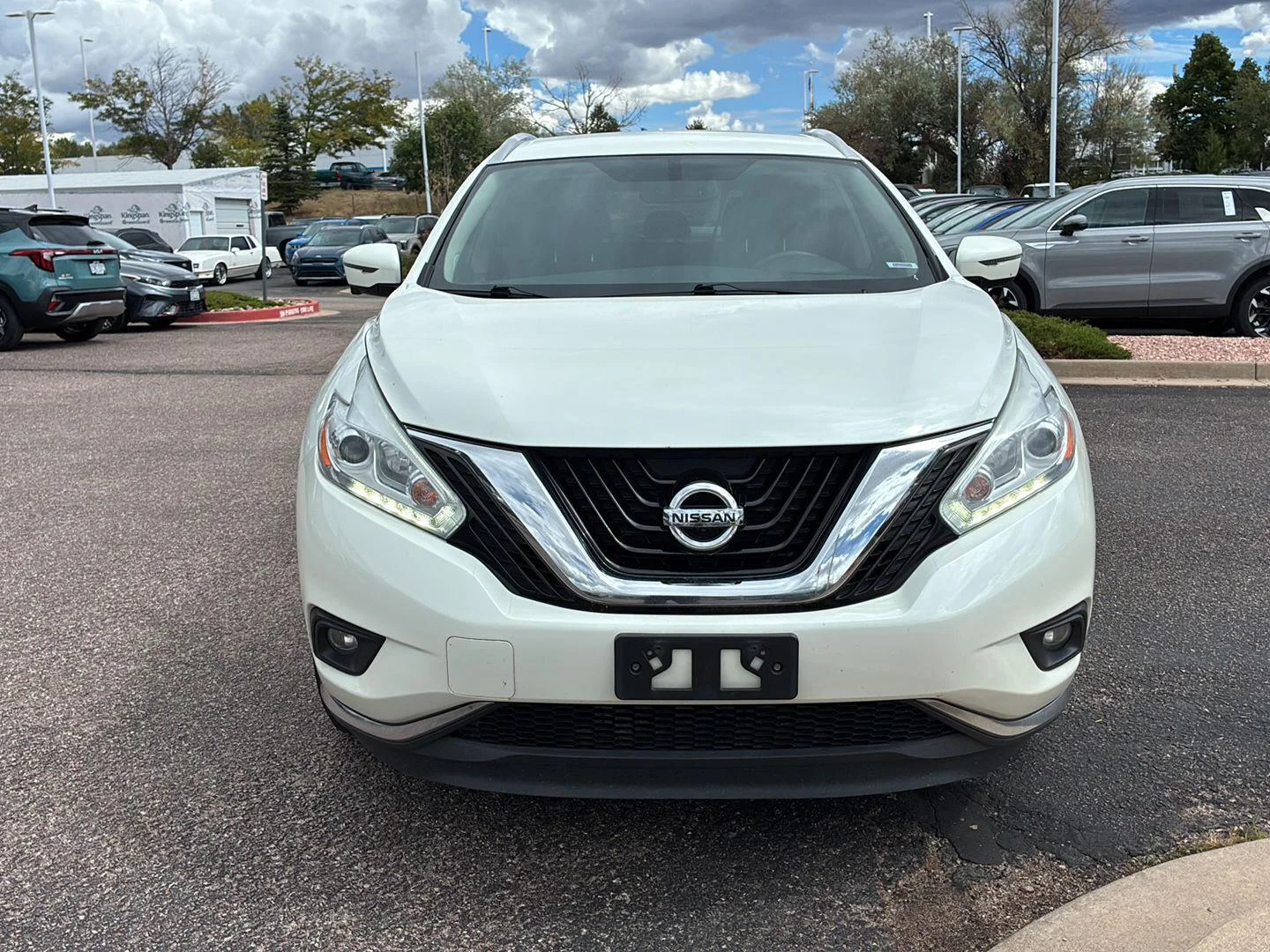 Used 2017 Pearl White Nissan SL image 13