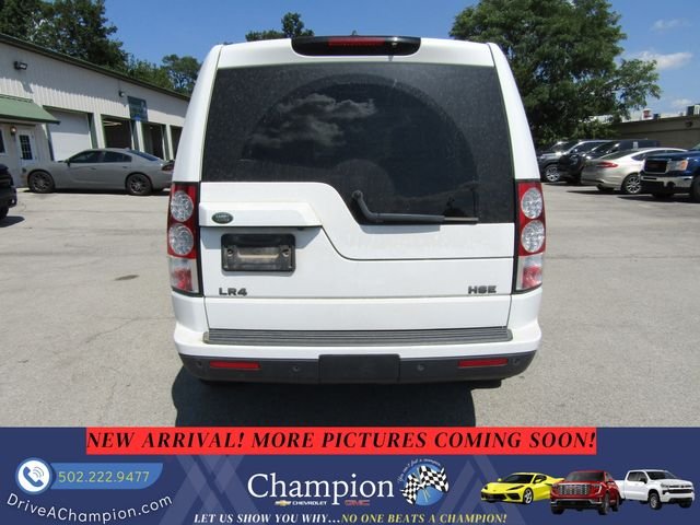 Used 2012 White Land Rover V8 image 5