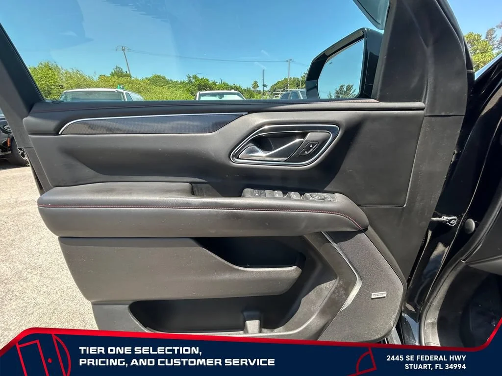 Used 2021 BLACK Chevrolet RST image 23