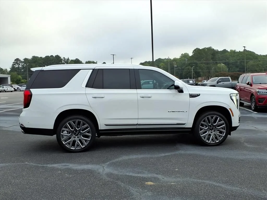 Used 2025 Summit White GMC Denali Ultimate image 21