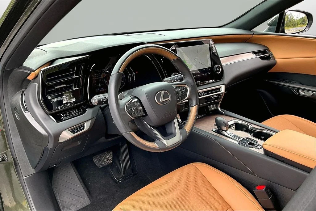 Used 2023 Green Lexus 350 Premium image 21