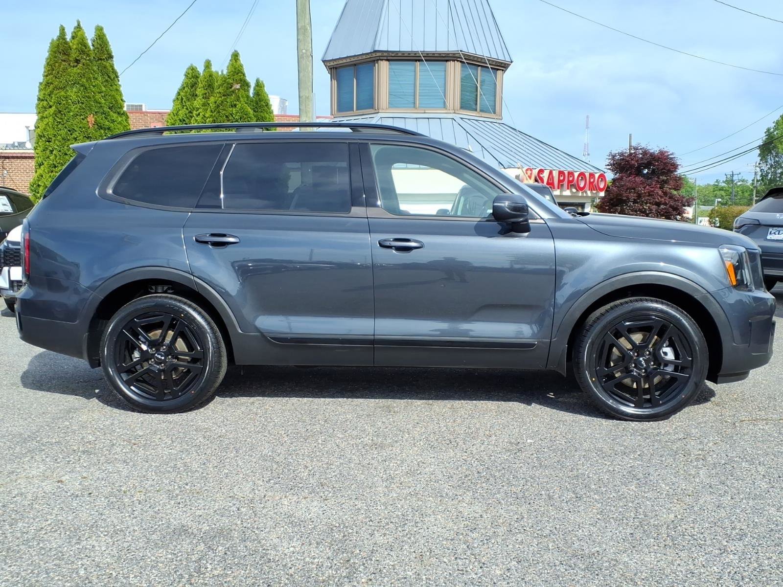 Used 2024 Gravity Gray Kia EX X-Line image 22