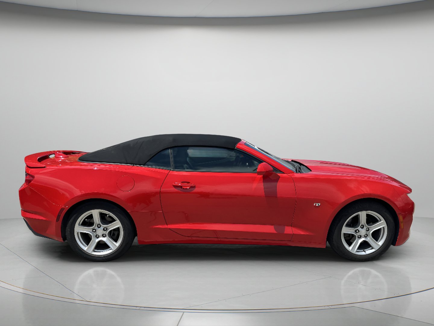 Used 2019 Red Hot Chevrolet 1LT image 10