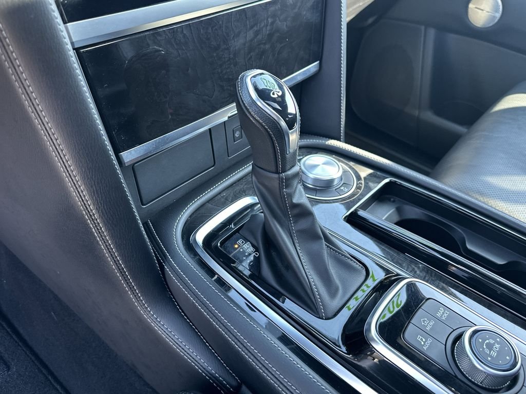 2023 INFINITI QX80 - Image 15