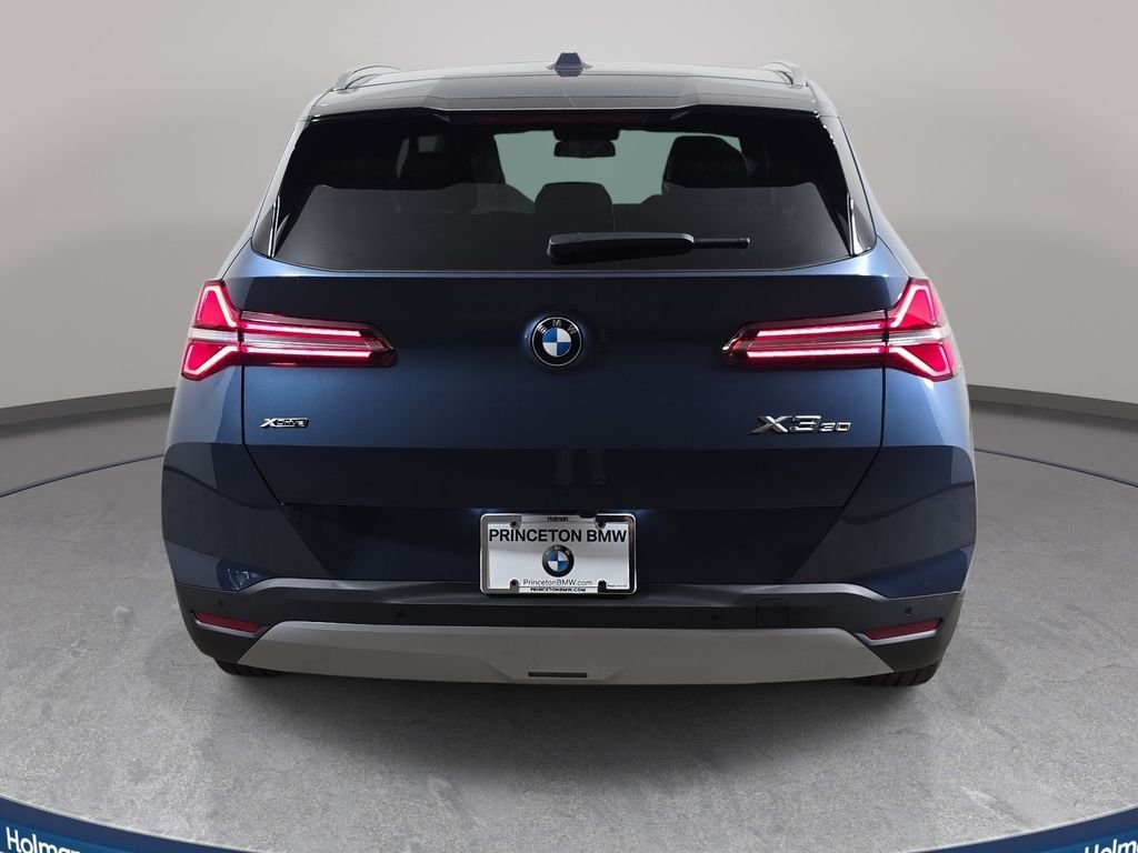 New 2026 Arctic Race Blue metallic BMW 30 xDrive image 6