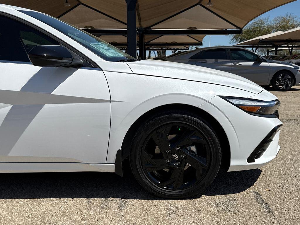 New 2026 White Hyundai SEL Sport Premium image 5
