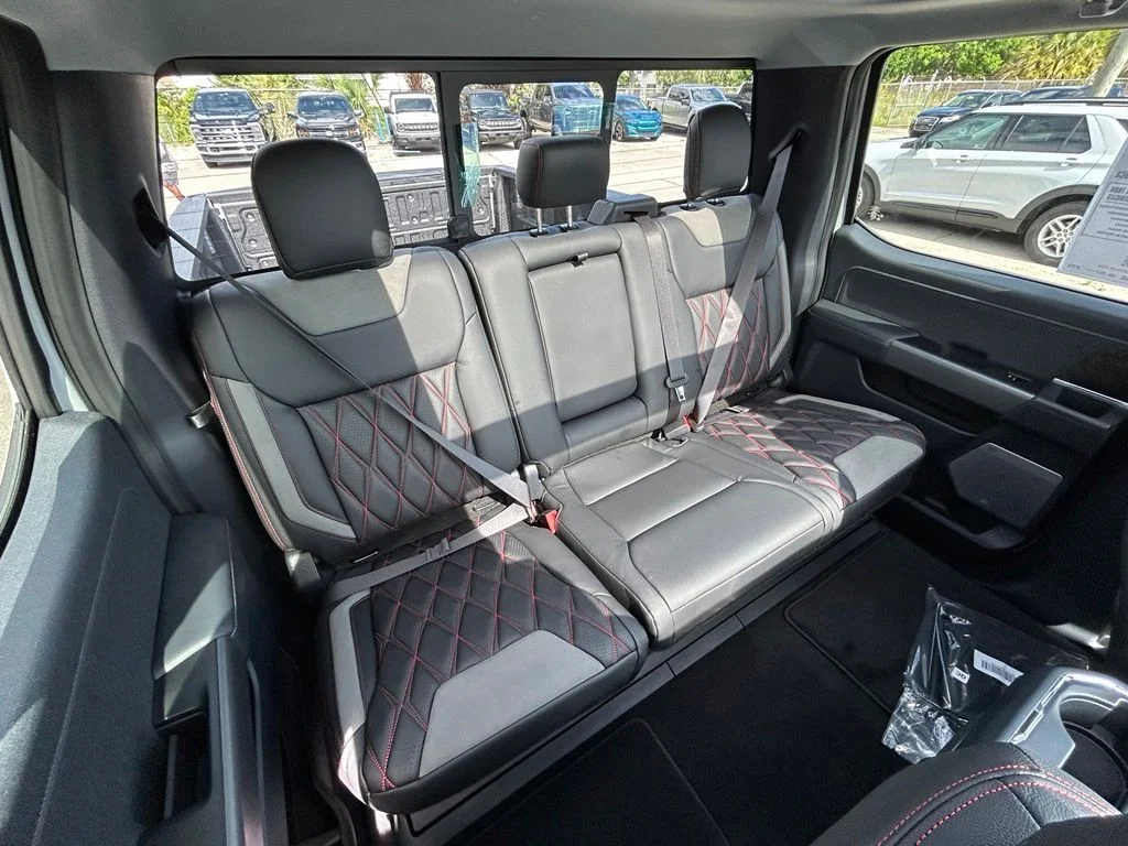New 2026 Avalanche Ford Lariat image 33