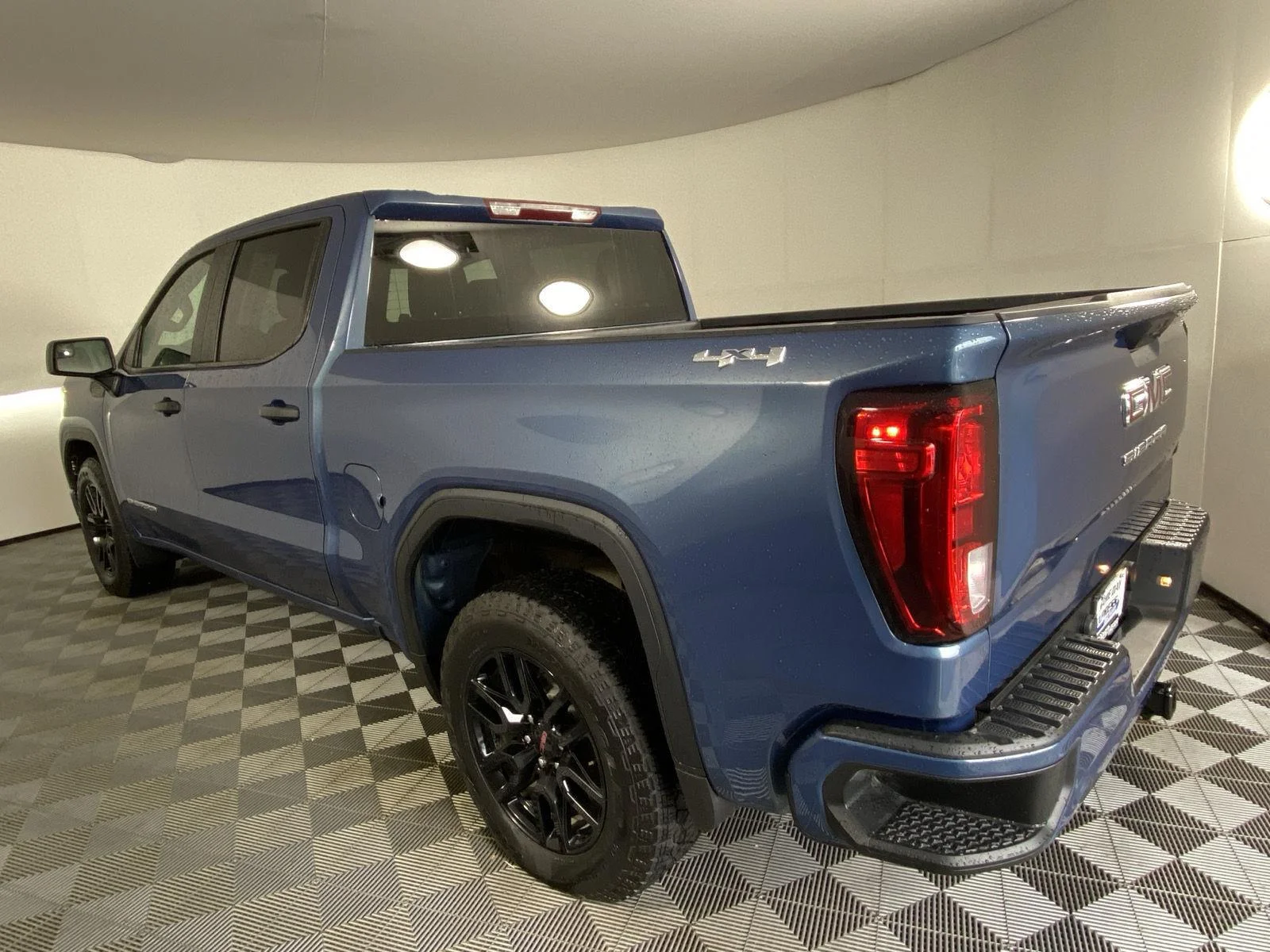Used 2024 Downpour Metallic GMC Pro image 13