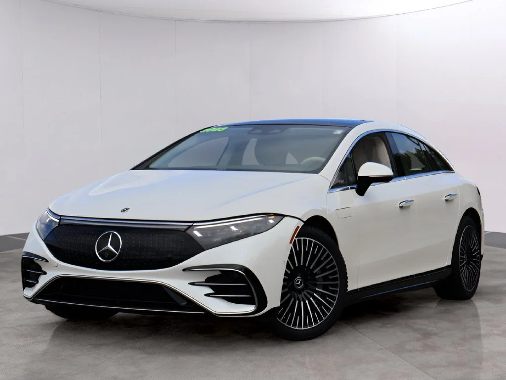 Used 2023 MANUFAKTUR Diamond White Metallic Mercedes-Benz 450 image 1