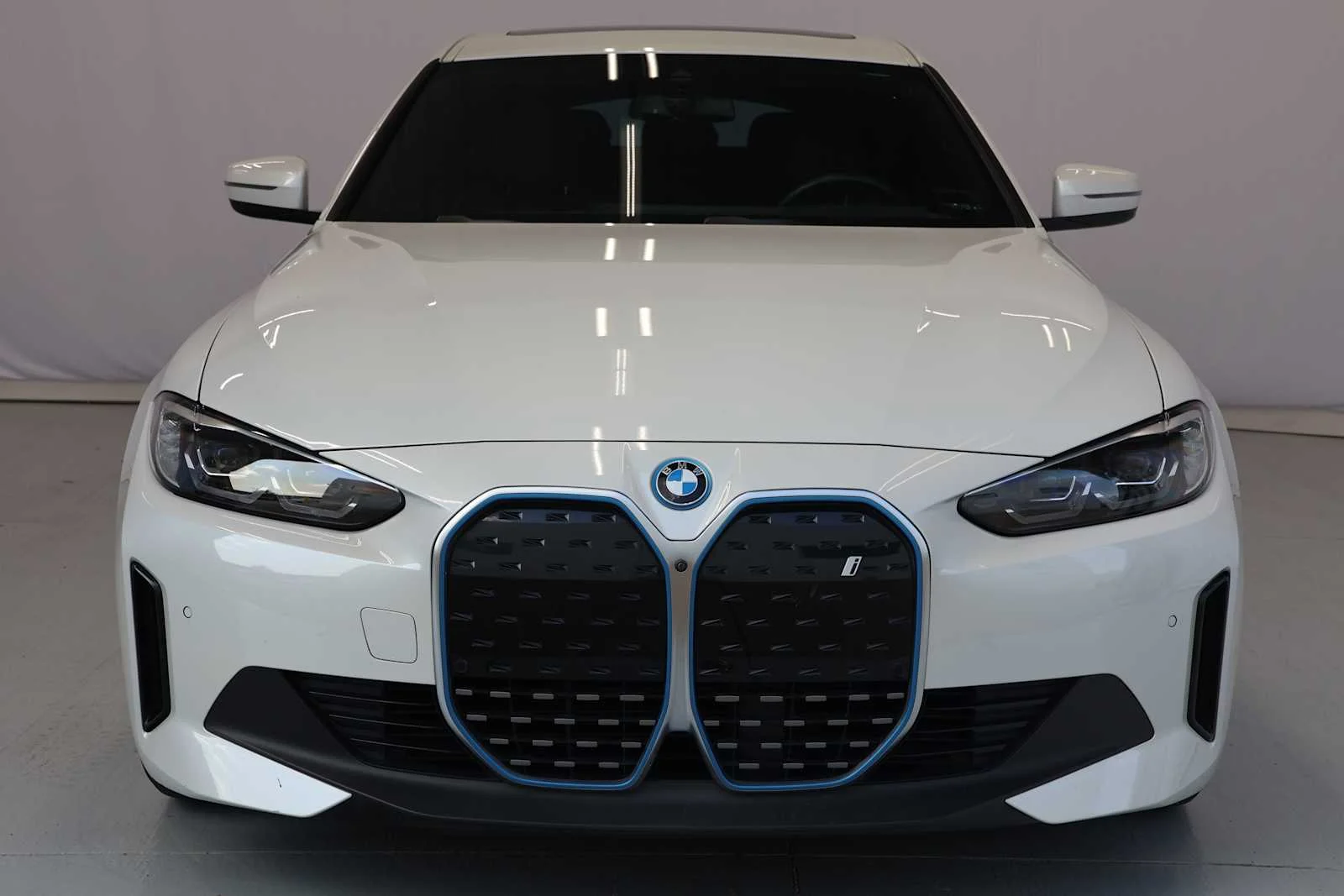 Certified Used 2023 Mineral White Metallic BMW eDrive35 image 2