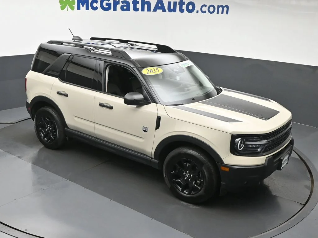 Used 2025 Beige Ford Big Bend image 3