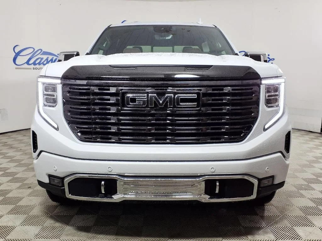 New 2026 Glacier White Tricoat GMC Denali Ultimate image 3