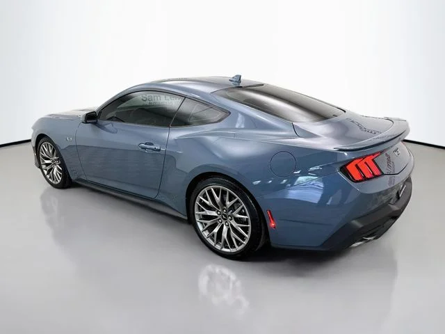 Used 2025 Vapor Blue Ford GT Premium image 5
