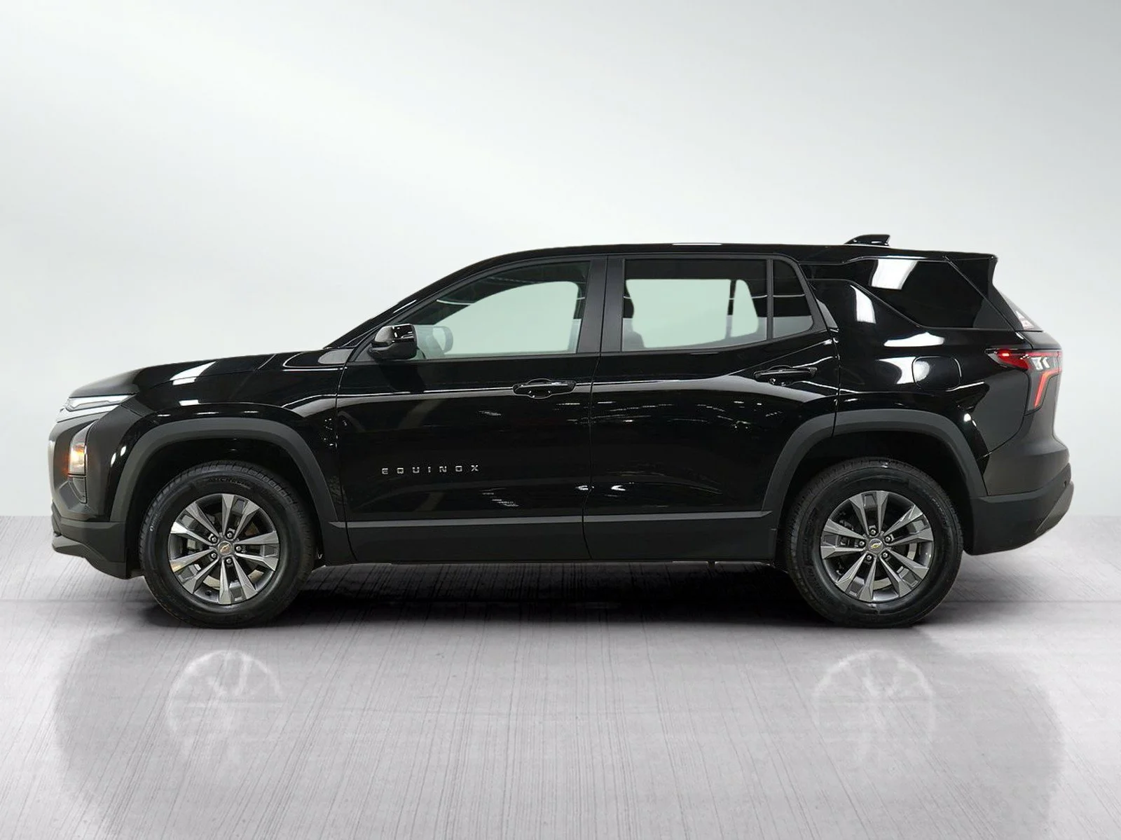 Used 2026 Chevrolet Equinox LT with VIN 3GNAXPEG3TL323648 for sale in Minneapolis, Minnesota
