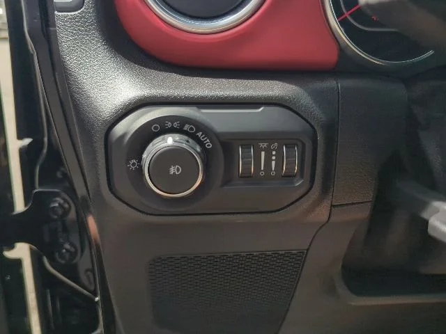 Used 2021 Black Jeep Unlimited Rubicon image 23