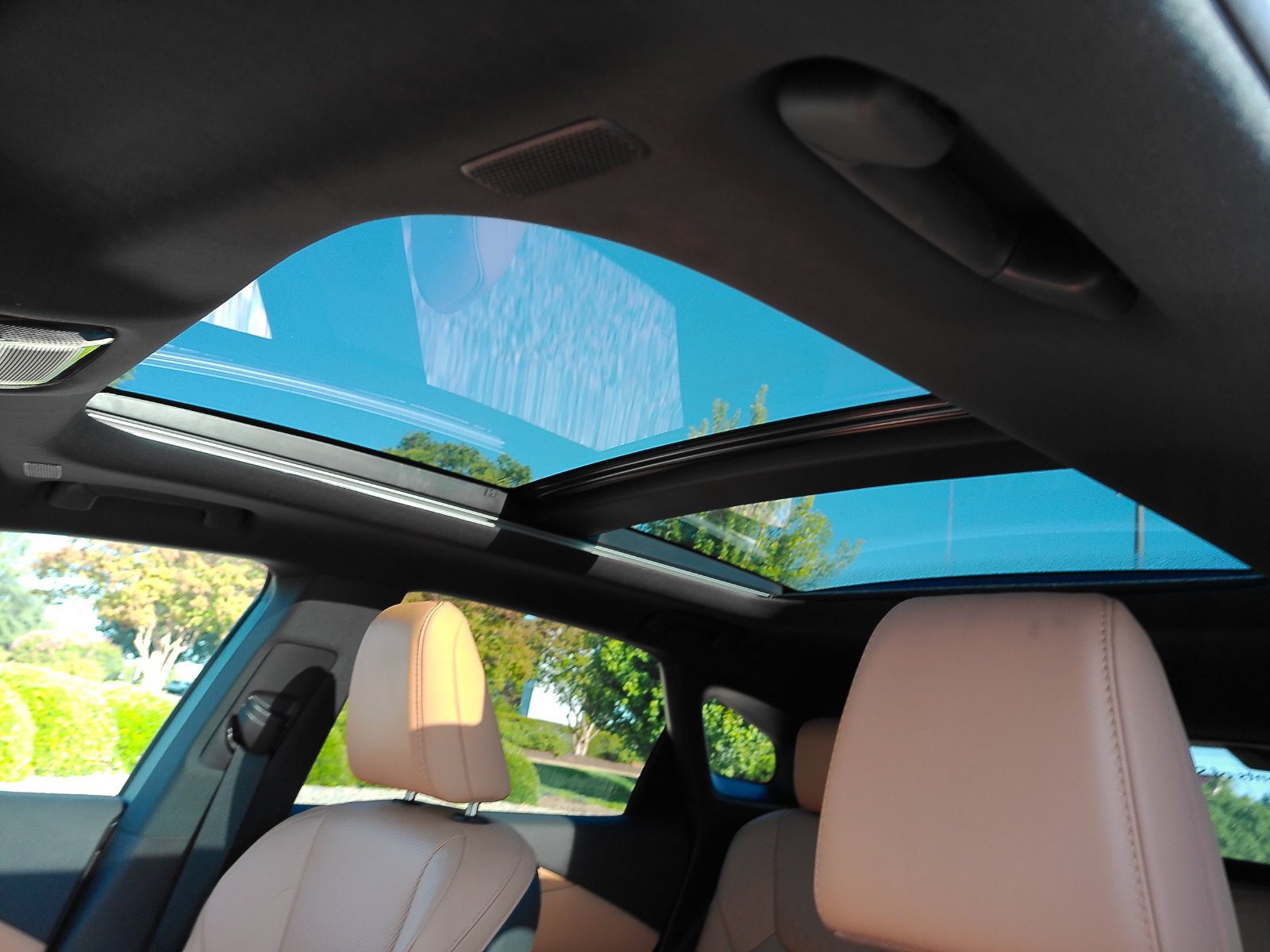Used 2026 Silver Lexus 350h image 9