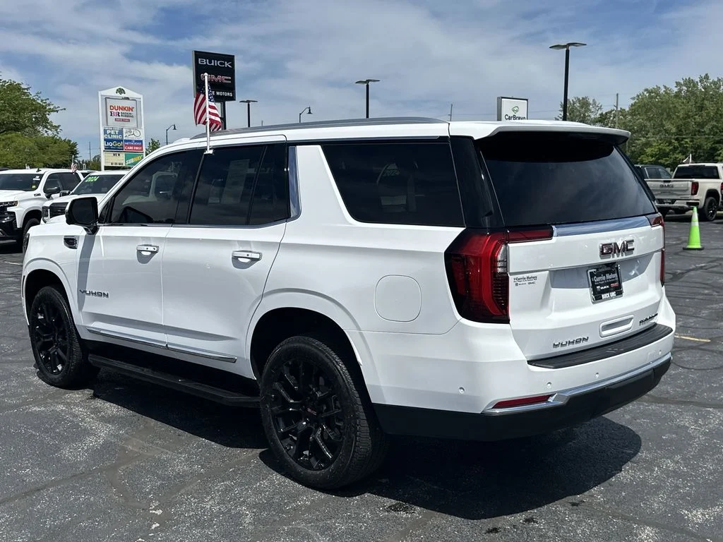 Used 2026 White GMC Elevation image 6