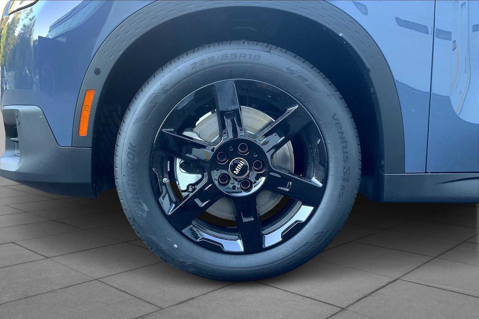 New 2026 Slate Blue Metallic MINI S image 11