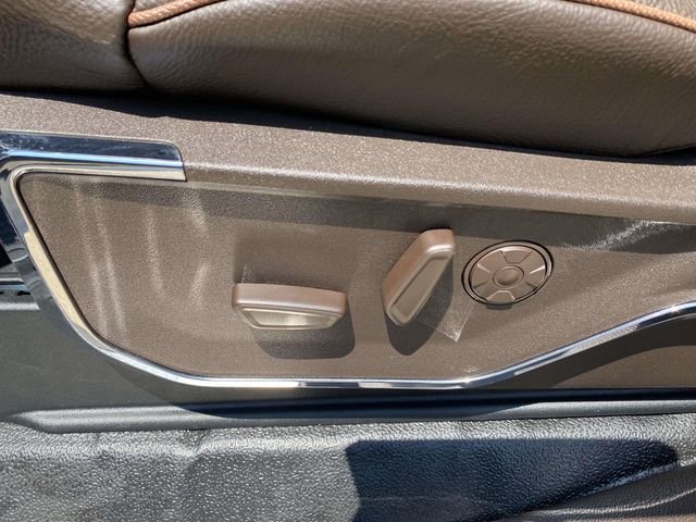 New 2026 Star White Metallic Tri-Coat Ford King Ranch image 16