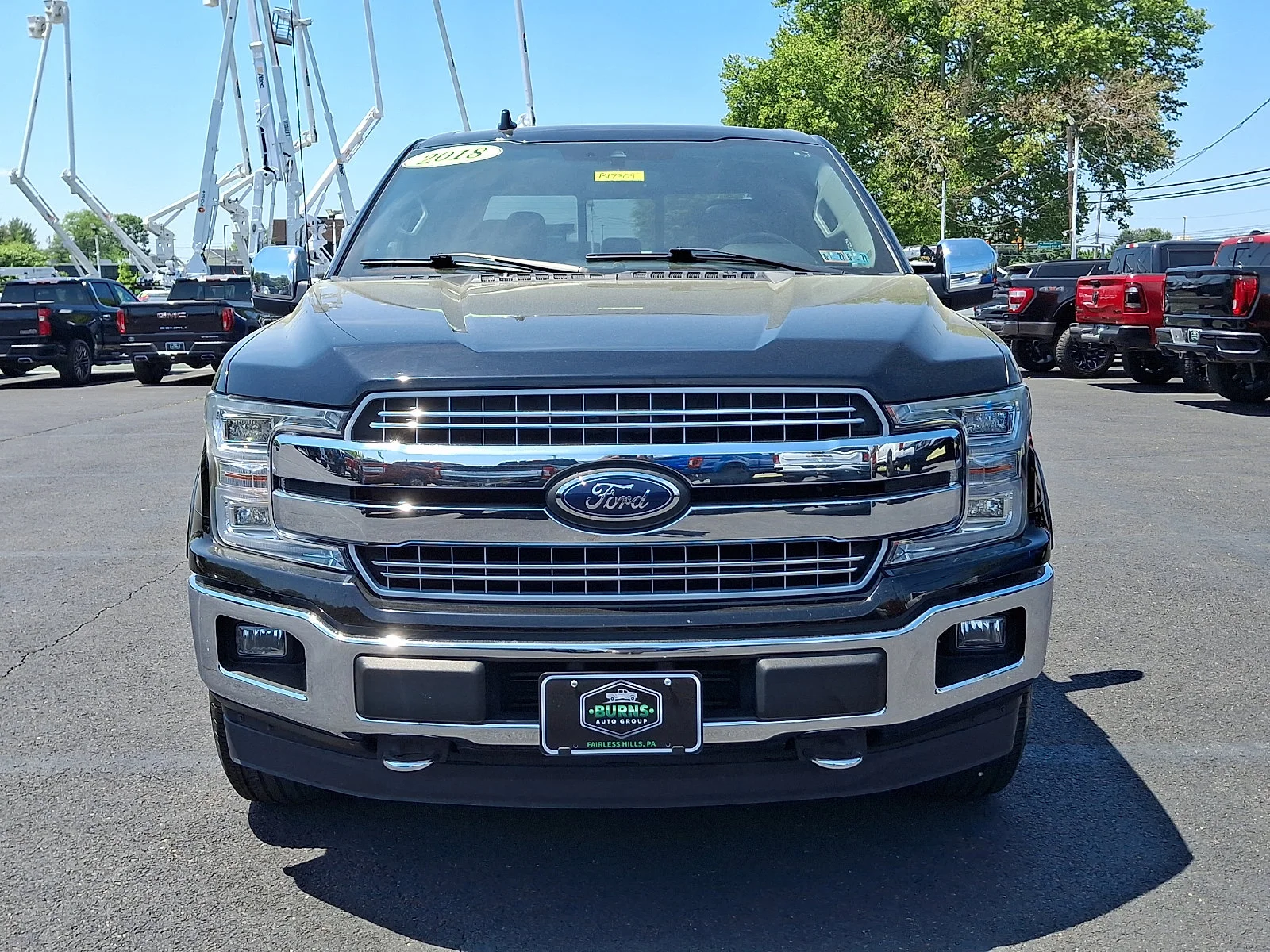 Used 2018 Shadow Black   G1 Ford LARIAT image 3