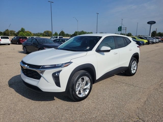 New 2026 Summit White Chevrolet LS image 16