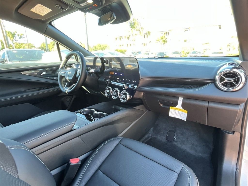 2026 Chevrolet Blazer EV LT - Photo 27